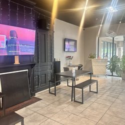 La Boba Cafe - Interior seating