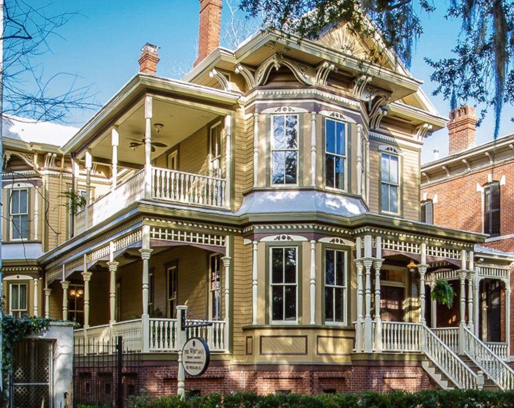 THE WHITMAN Updated April 2024 611 Whitaker St, Savannah,