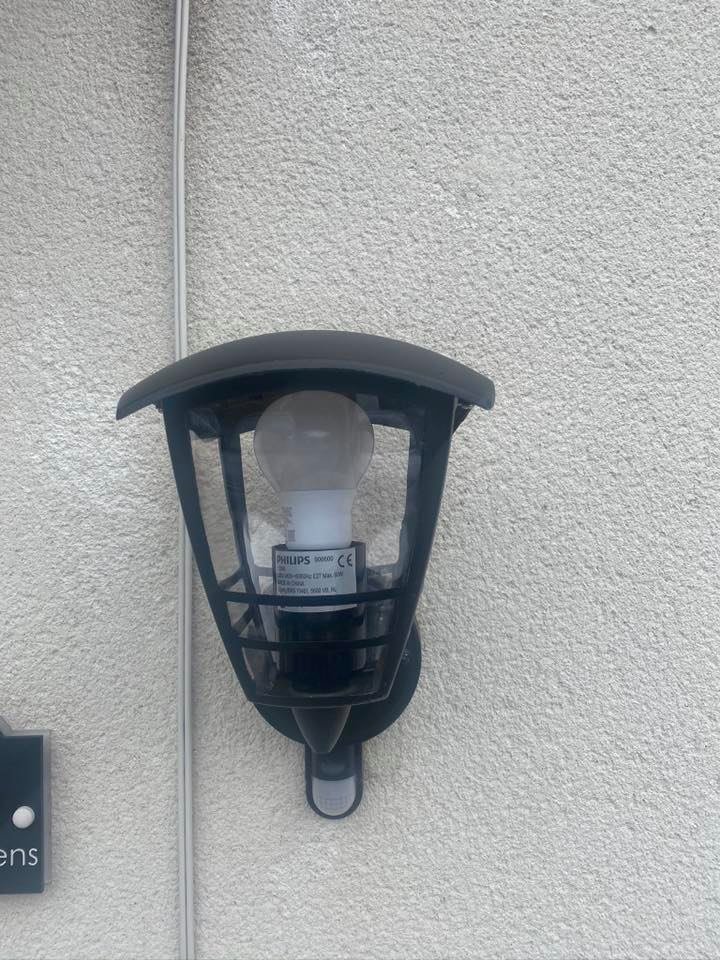 Slide of Blend Electrical Services