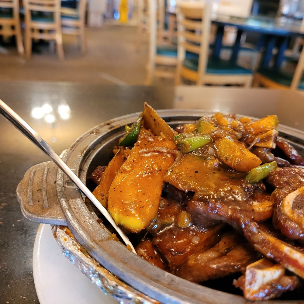 Tasty Kitchen - Claypot Beer Beef Shortribs and Japanese Pumpkin - Cantonese Near Me - Davis, California Tasty Kitchen - Claypot Beer Beef Shortribs and Japanese Pumpkin - Cantonese Near Me - Davis, California