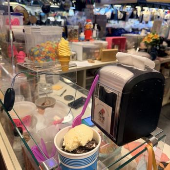 Shy Giant Frozen Yogurt - Ice Cream & Frozen Yogurt Near Me - Seattle, Washington Shy Giant Frozen Yogurt - Ice Cream & Frozen Yogurt Near Me - Seattle, Washington