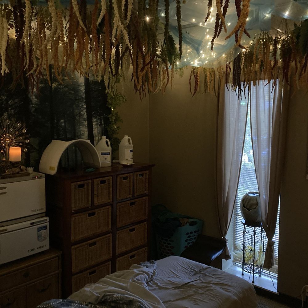 Golden Touch Massage and Body Work Therapy - Massage room - Day Spas Near Me - High Point, North Carolina