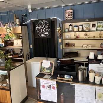 Walker Coffee Company - Bar - Coffee & Tea Near Me - Walker, California