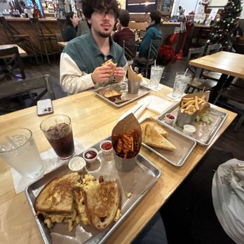 Dallas Grilled Cheese - Grilled Mac & Cheese Sandwich DGC Texas Cheeseburger Sandwich Kid's Grilled Cheese Combo Buffalo Chicken Sandwich - American Near Me - Dallas, Texas Dallas Grilled Cheese - Grilled Mac & Cheese Sandwich DGC Texas Cheeseburger Sandwich Kid's Grilled Cheese Combo Buffalo Chicken Sandwich - American Near Me - Dallas, Texas
