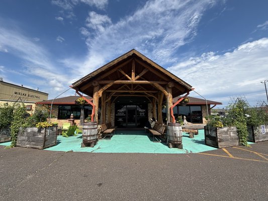 Duluth Grill by null