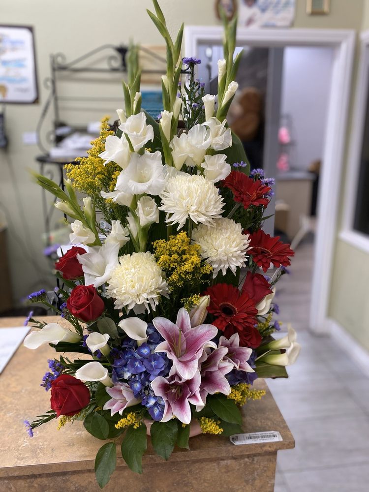 CONROY’S FLOWERS 65 Photos & 61 Reviews 22065 Sherman Way, Canoga