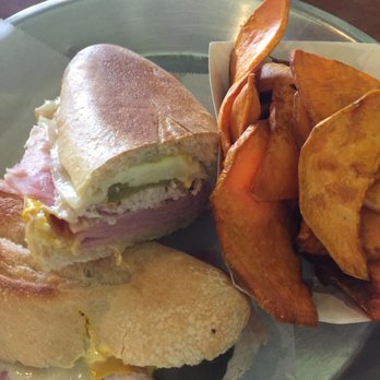 Manny's Cafe & Bakery - Bakeries Near Me - Margate, Florida