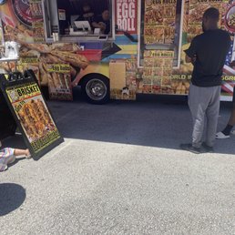 WORLD FAMOUS EGG ROLL - Updated June 2025 - 32 Photos & 18 Reviews