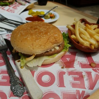 Taco Beef - Hamburguesas with cheese combo 109 mxp - Tacos Near Me - Cancún, ROO Taco Beef - Hamburguesas with cheese combo 109 mxp - Tacos Near Me - Cancún, ROO