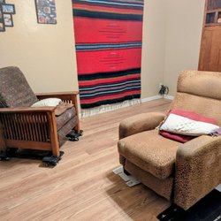 Floors by Ray - One of many living spaces greatly improved by new laminate flooring by: Floors by Ray. Chris, from Floors by Ray, and his team, worked hard!