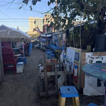 The Fat Pelican - Beer Bar Near Me - Carolina Beach, North Carolina