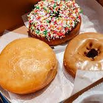 YLS Bakery & Cafe - Donuts Near Me - El Segundo, California YLS Bakery & Cafe - Donuts Near Me - El Segundo, California