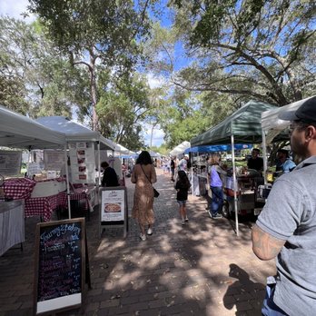Windermere Farmers Market - Farmers Market Near Me - Windermere, Florida