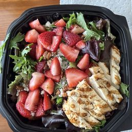 Strawberry Salad with chicken Strawberry Salad with chicken