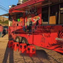 Tacos Zacapu - Food truck in the fruit market parking lot