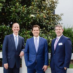 Plastic Surgeons of Lexington - Board Certified Plastic Surgeons, Drs. Lynch, Hill and Moore