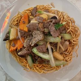 Beef Crispy Yellow Noodle Beef Crispy Yellow Noodle