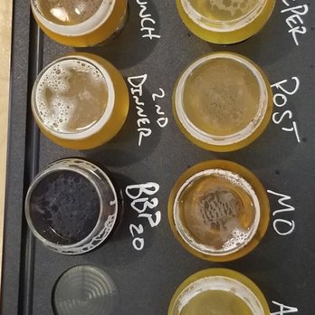 Maine Beer - Sampling board (sold as 4, we got 3 5oz extras) - Breweries Near Me - Freeport, Maine Maine Beer - Sampling board (sold as 4, we got 3 5oz extras) - Breweries Near Me - Freeport, Maine