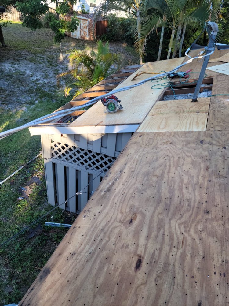 Slide of D&J Roofing and Construction