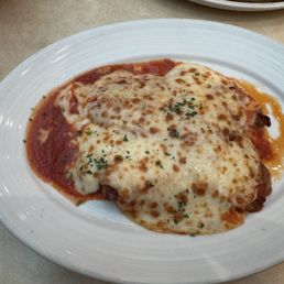 Veal parmigiana Veal parmigiana