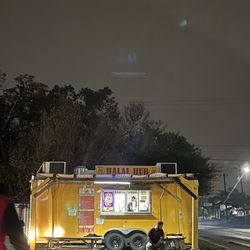 Halal Hub - Outside