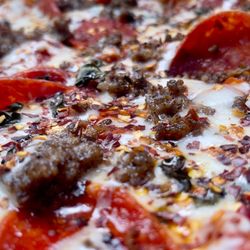 Farrelli's Pizza - Northwest Traditional - loads of flavor with a kick.