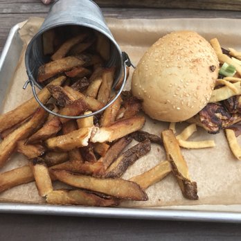 Barn Town Brewing - Breweries Near Me - West Des Moines, Iowa