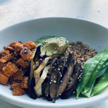 True Food Kitchen - Ancient grains bowl - Vegetarian Near Me - Pasadena, California True Food Kitchen - Ancient grains bowl - Vegetarian Near Me - Pasadena, California