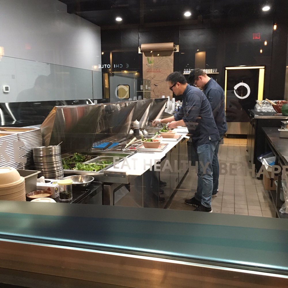 Go Fish Poke - Making of the pokebowls - Poke Near Me - Dallas, Texas Go Fish Poke - Making of the pokebowls - Poke Near Me - Dallas, Texas