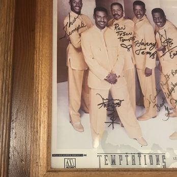 Center Point Barbecue - Temptations ate here - Barbeque Near Me - Hendersonville, Tennessee