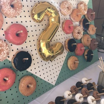 Lady's Donuts - Bakeries Near Me - Glendora, California