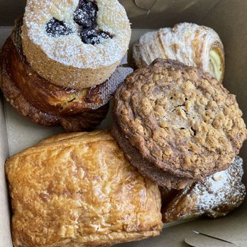 Quail and Condor - Almond torte on top of Amann, chocolate croissants, almond croissant, morning bun (taste if ginger in custard) - Coffee & Tea Near Me - Healdsburg, California Quail and Condor - Almond torte on top of Amann, chocolate croissants, almond croissant, morning bun (taste if ginger in custard) - Coffee & Tea Near Me - Healdsburg, California