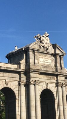 Puerta de Alcalá by null