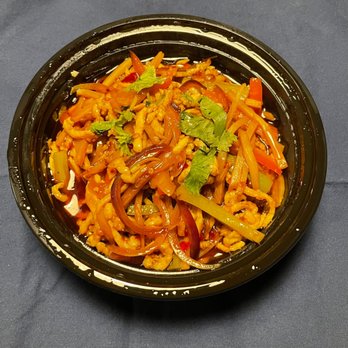 Noodles Express - Shredded Chicken with Garlic Sauce - Noodles Near Me - Denver, Colorado