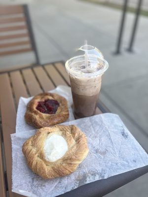 Golden Thyme Restaurant & Bar by null