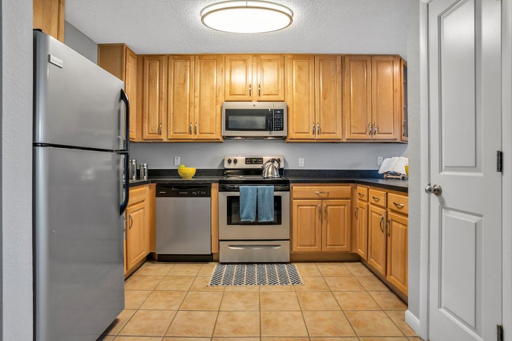 THE CANOPY APARTMENT VILLAS Updated August 2024 31 Photos 5762