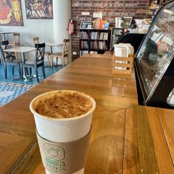 Bendita Patria Café - Dirty chai con un toque de canela