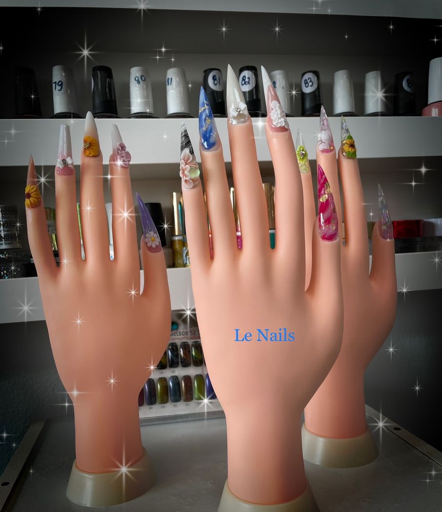 LE NAILS with reviews Updated September 2024 49 Photos & 37 Reviews