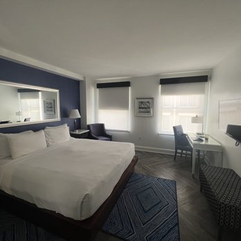 Phoenix Park Hotel - Room - Hotels Near Me - Washington, DC, District of Columbia