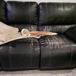 Jaron's Furniture Outlet