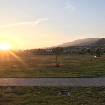 Holleigh Bernson Memorial Park - Sunset at the park - Parks Near Me - Los Angeles, California