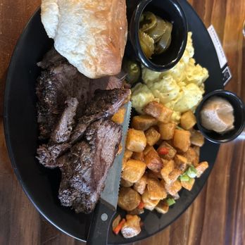 Novellus - Steak and eggs - New American Near Me - Saint Charles, Missouri