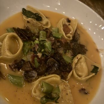 Estelle - Wine Bars Near Me - Saint Paul, Minnesota