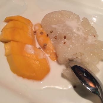 Thai Bistro - Mango sweet sticky rice - Thai Near Me - Littleton, Colorado Thai Bistro - Mango sweet sticky rice - Thai Near Me - Littleton, Colorado