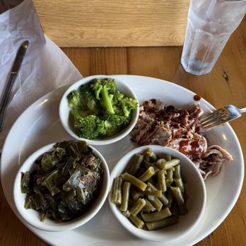 Puckett's Restaurant - Southern Near Me - Cullman, Alabama