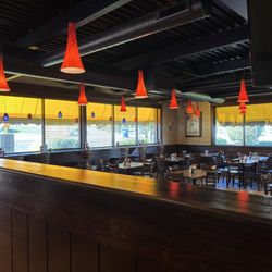 City Fish Market - Dining area