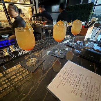 Vine and Oak Tavern - Spring Sangria - Comfort Food Near Me - Cranford, New Jersey Vine and Oak Tavern - Spring Sangria - Comfort Food Near Me - Cranford, New Jersey