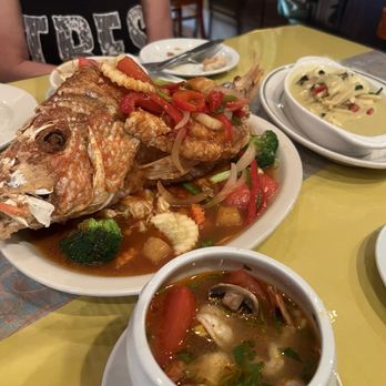 Chow Thai Cuisine - Thai Near Me - Boca Raton, Florida