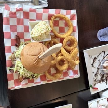 Bell City Diner - Diners Near Me - Bristol, Connecticut