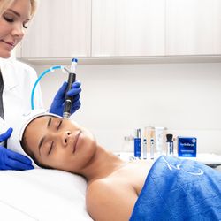 ZO Skin Centre Beverly Hills - ZO Skin Centre Beverly Hills - HydraFacial